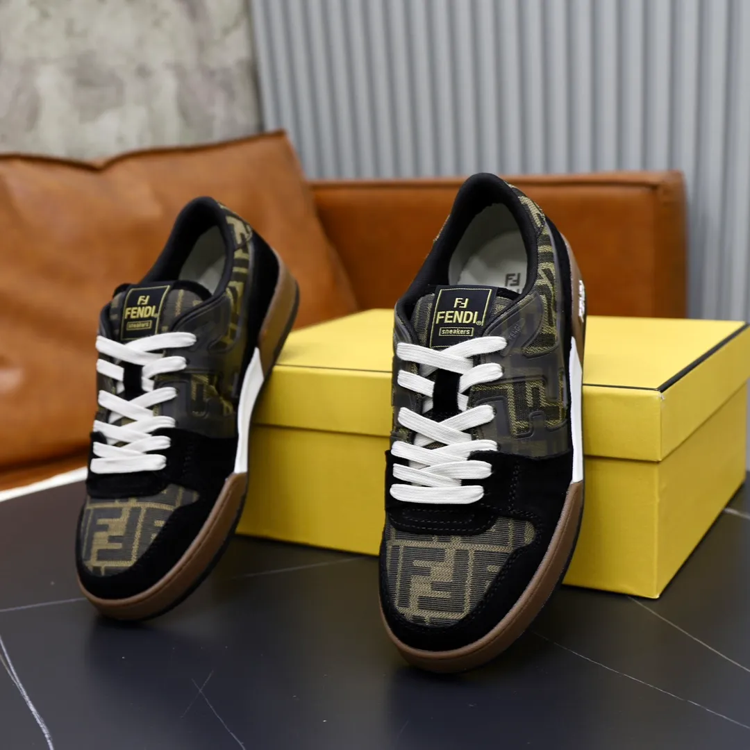 Ex-factory price: 580🔥Couple model (top original order) Brand: FENDI Size: 35-44 (customized for men 38 and 45) Grade: original order quality high version Material: imported original cowhide stitching➕ high-quality and comfortable lining original TPU lightweight non-slip outsole Style category: travel fashion casual shoes versatile trend